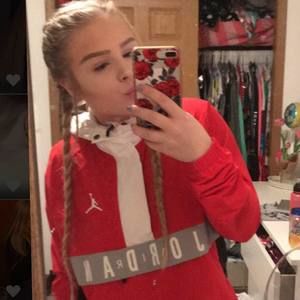 Meet your Posher, Zoe